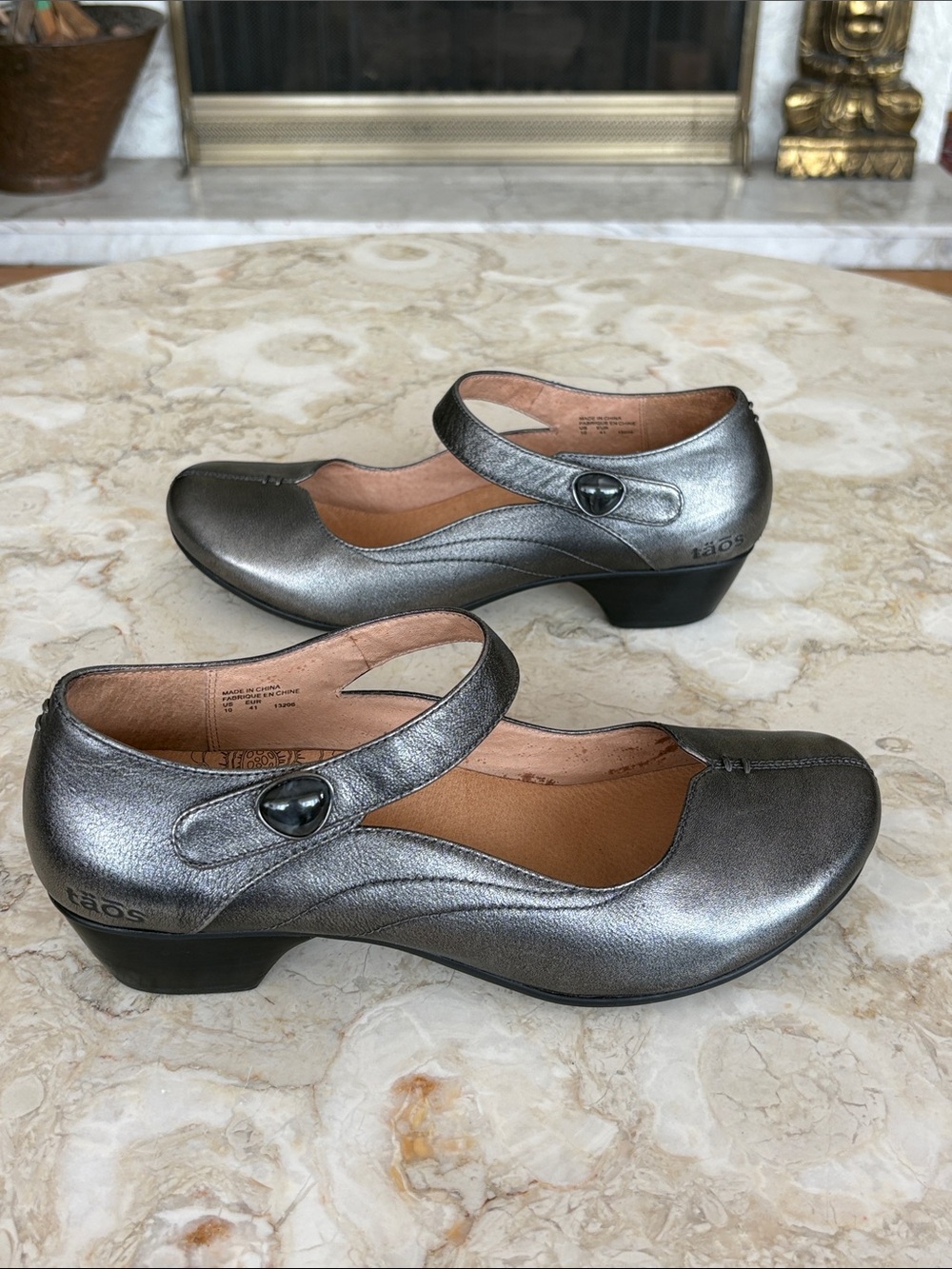 TAOS Chorus Metallic Leather Mary Jane Comfort Heels
